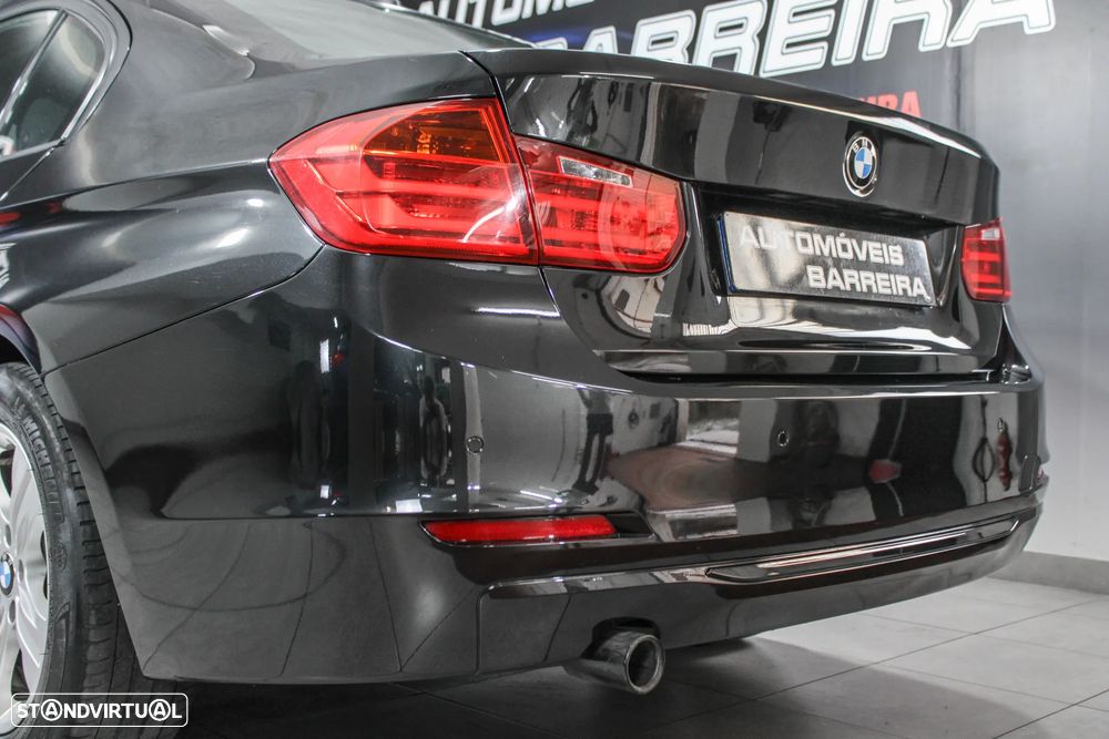 BMW 318 d Auto Line Sport - 21