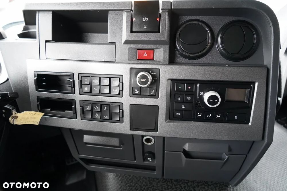 Renault T 430 / KOMPRESOR MOUVEX  / RETARDER / CAŁA NA PODUSZKACH  / EURO 6 - 30