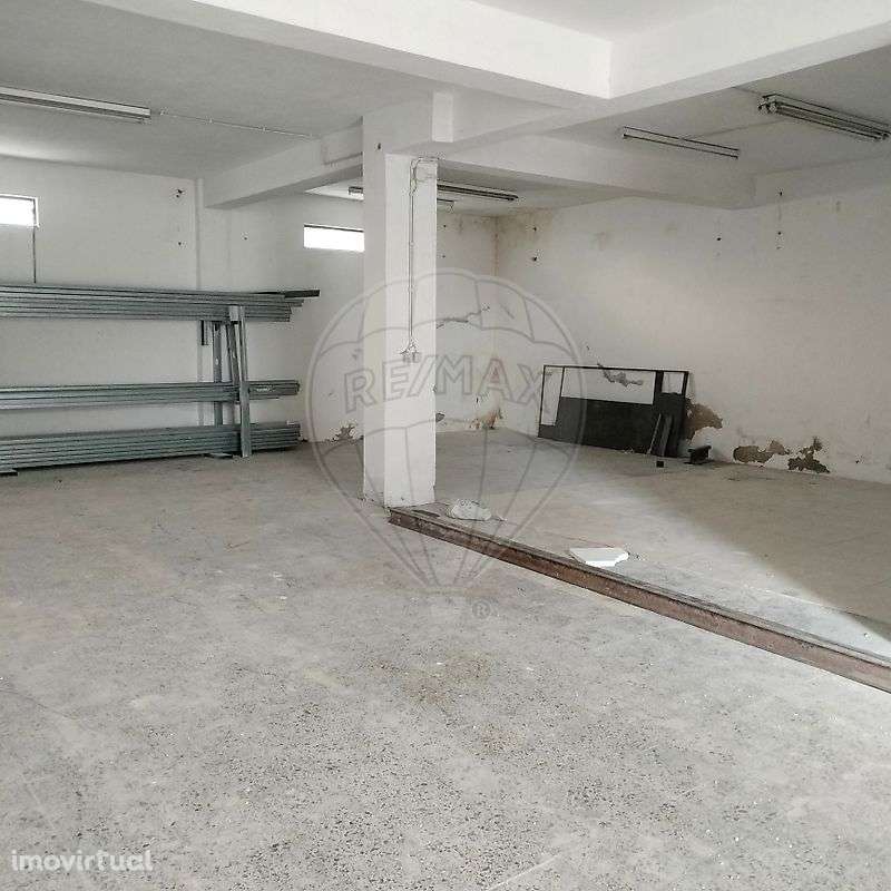 Outros - Comercial  para arrendamento - Grande imagem: 3/5