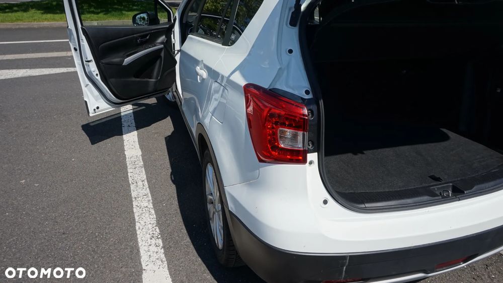 Suzuki SX4 S-Cross - 12