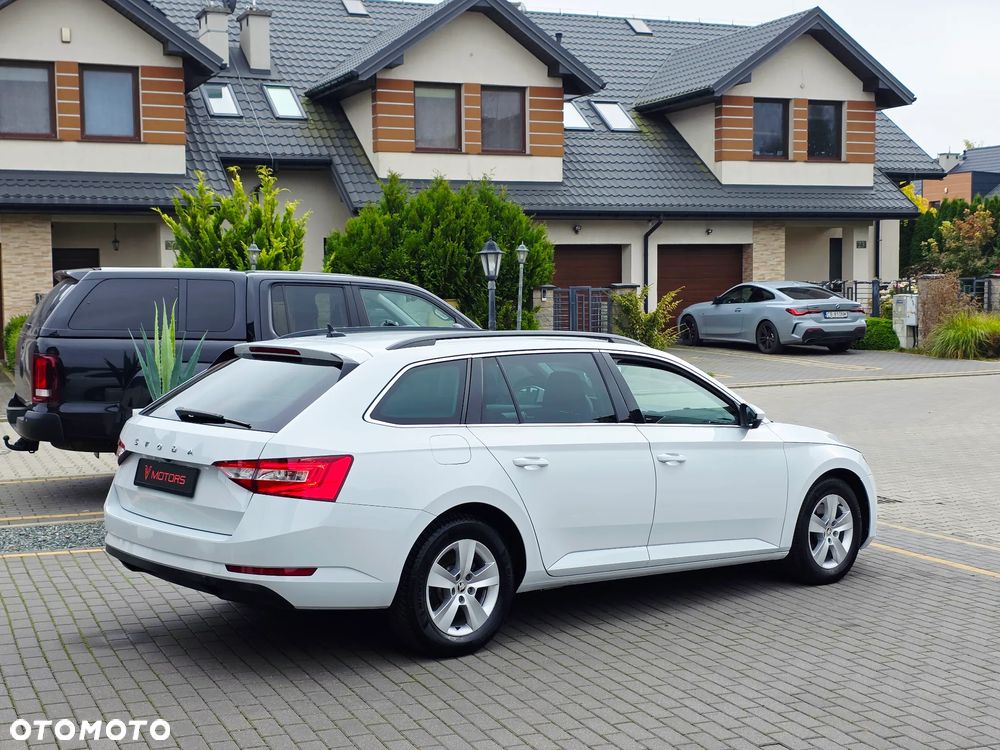 Skoda Superb Combi 1.6 TDI DSG Style - 40