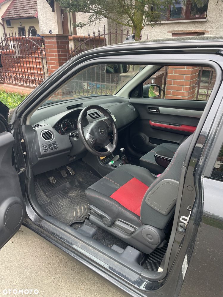 Suzuki Swift 1.6 Sport - 8