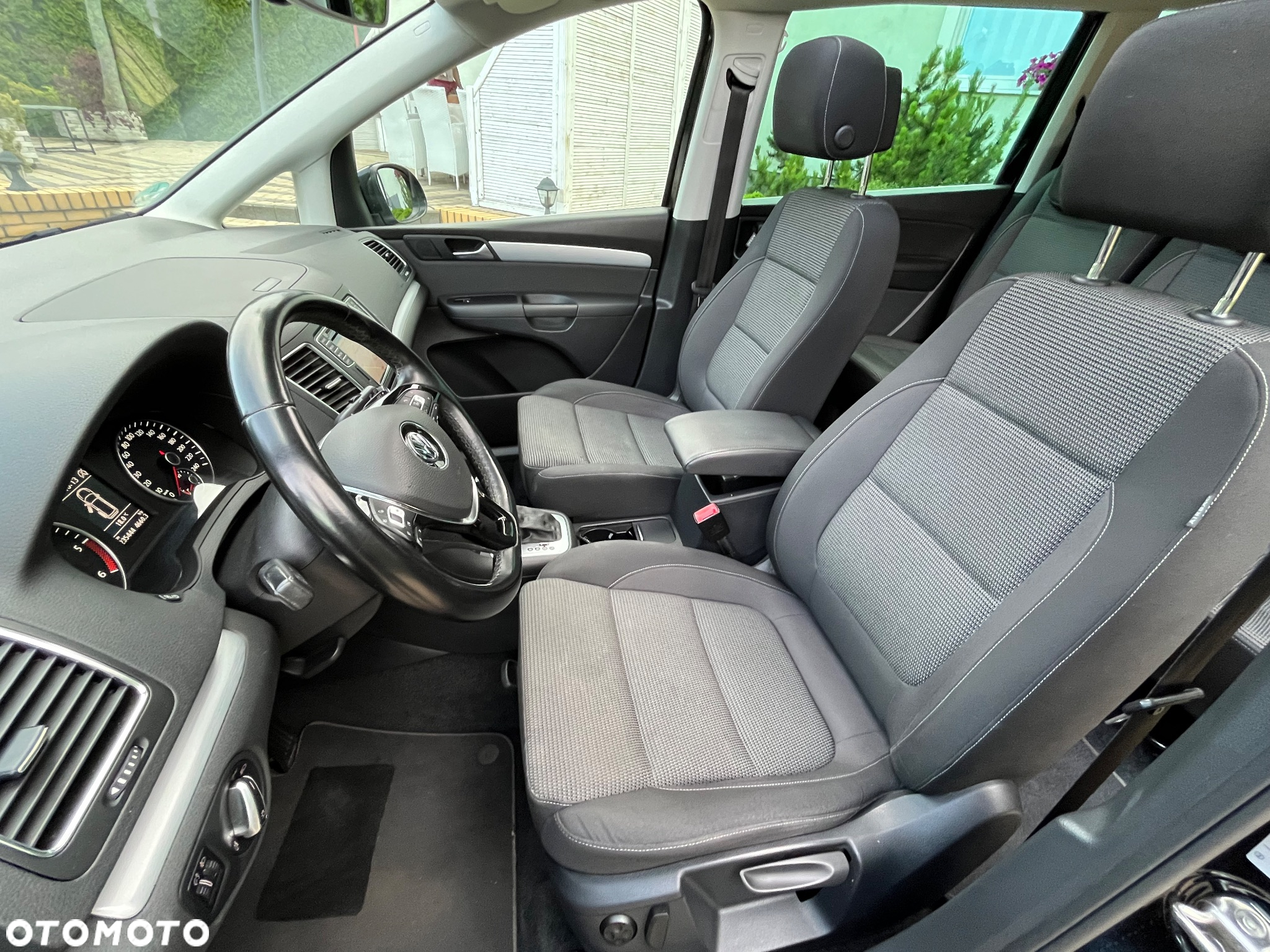 Volkswagen Sharan 2.0 TDI DSG Comfortline United - 18