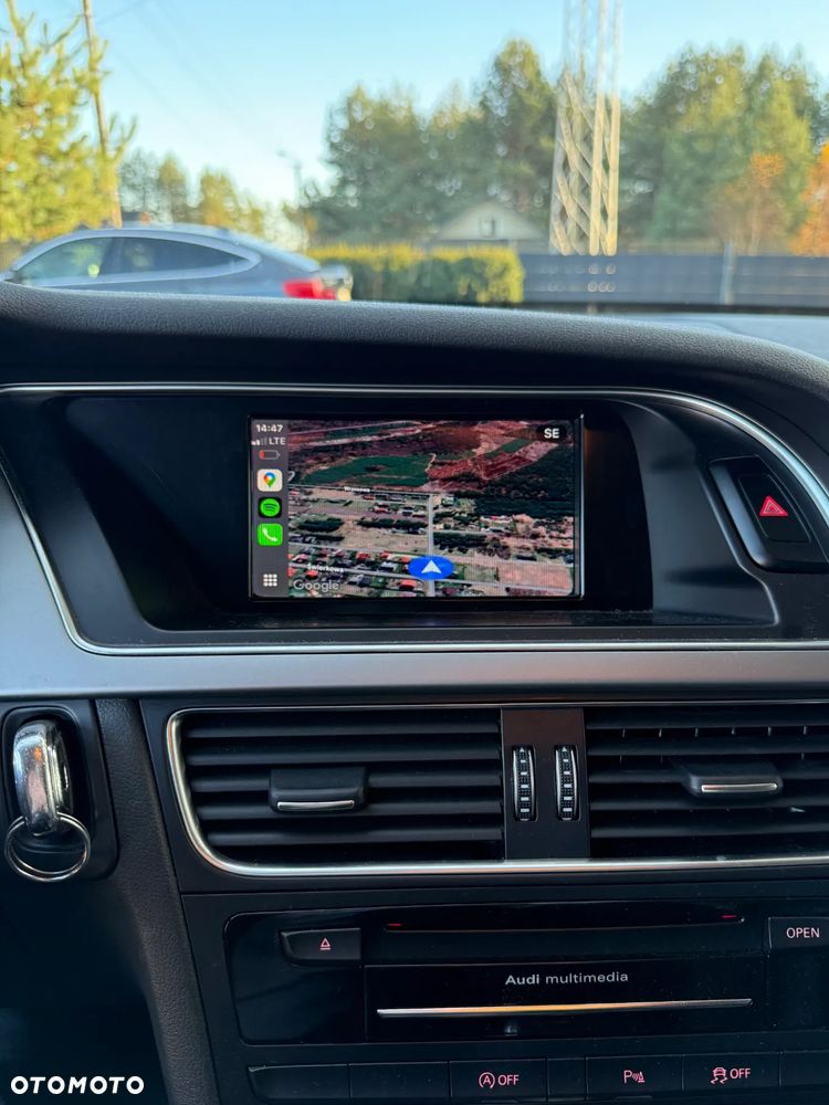 Audi A4 Limousine - 14