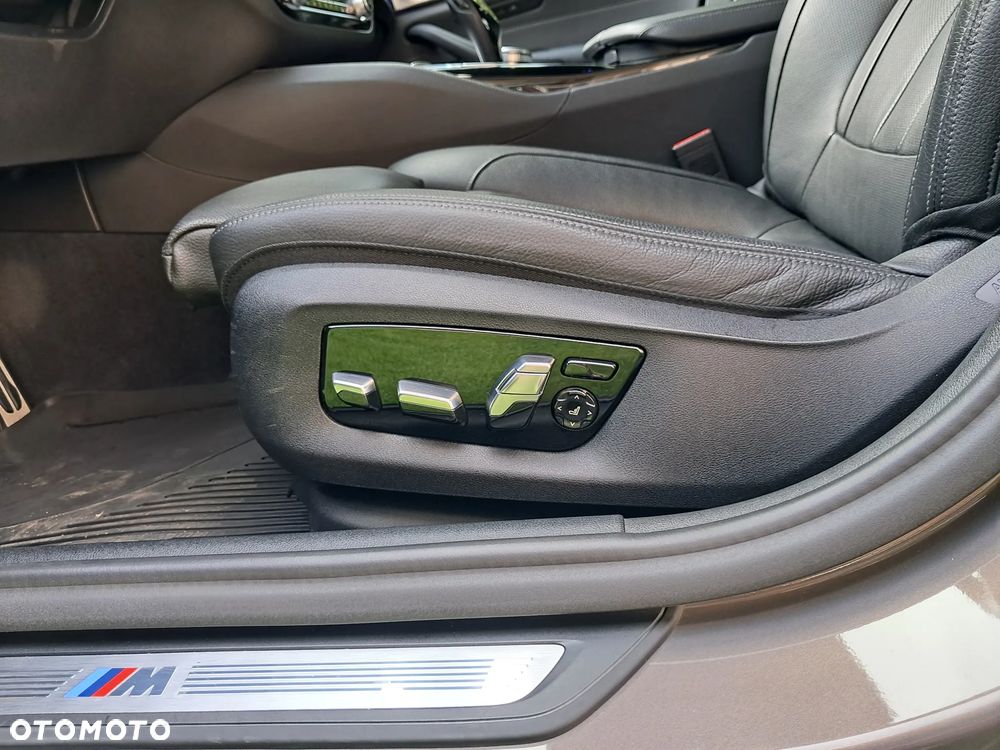 BMW Seria 5 530i xDrive M Sport sport - 20