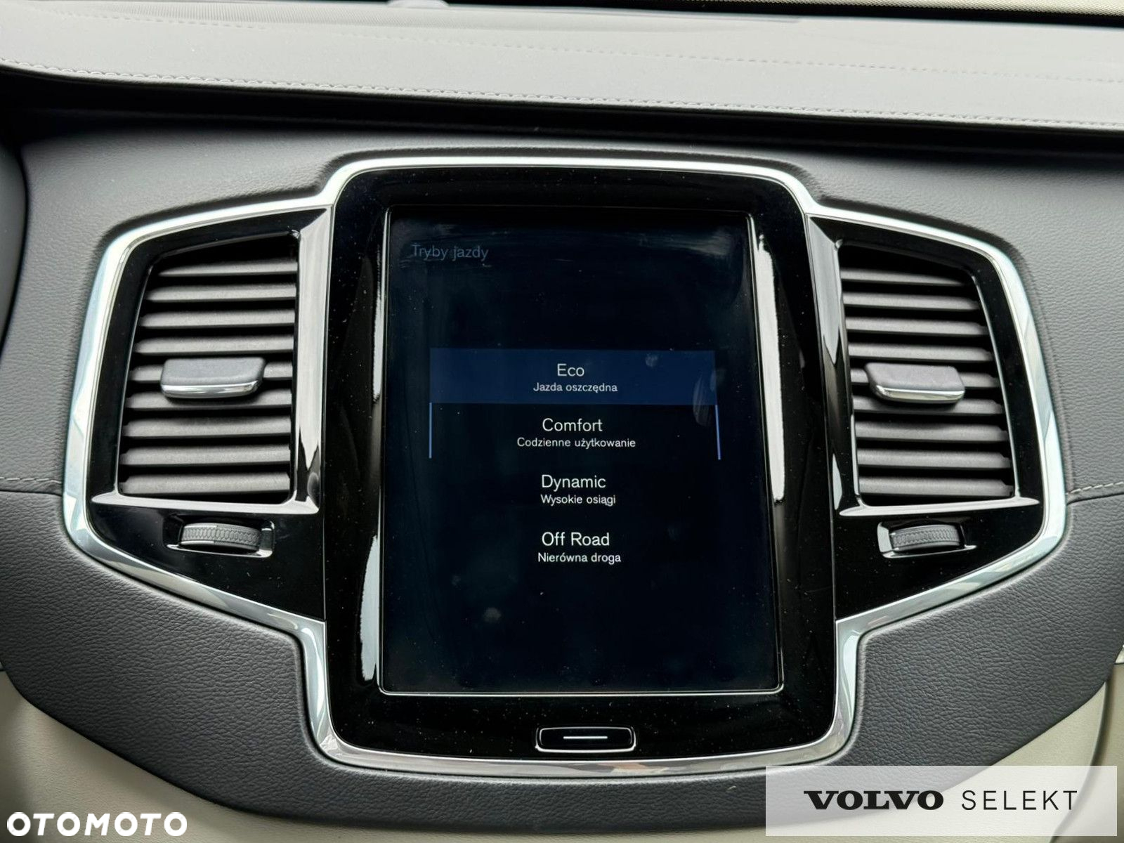 Volvo XC 90 - 28