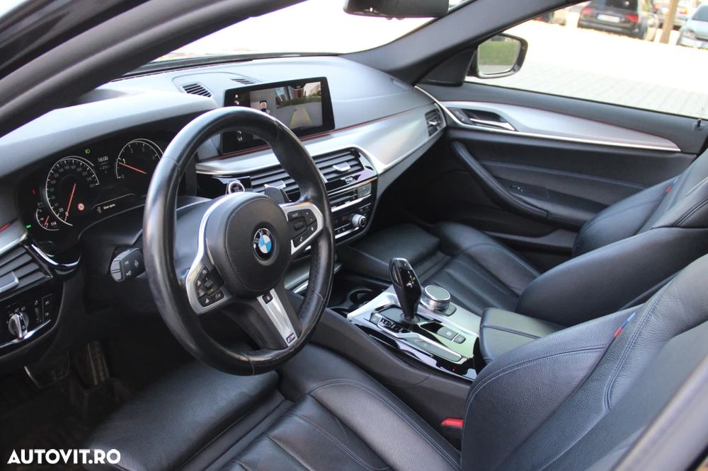 BMW Seria 5 520d xDrive AT - 34