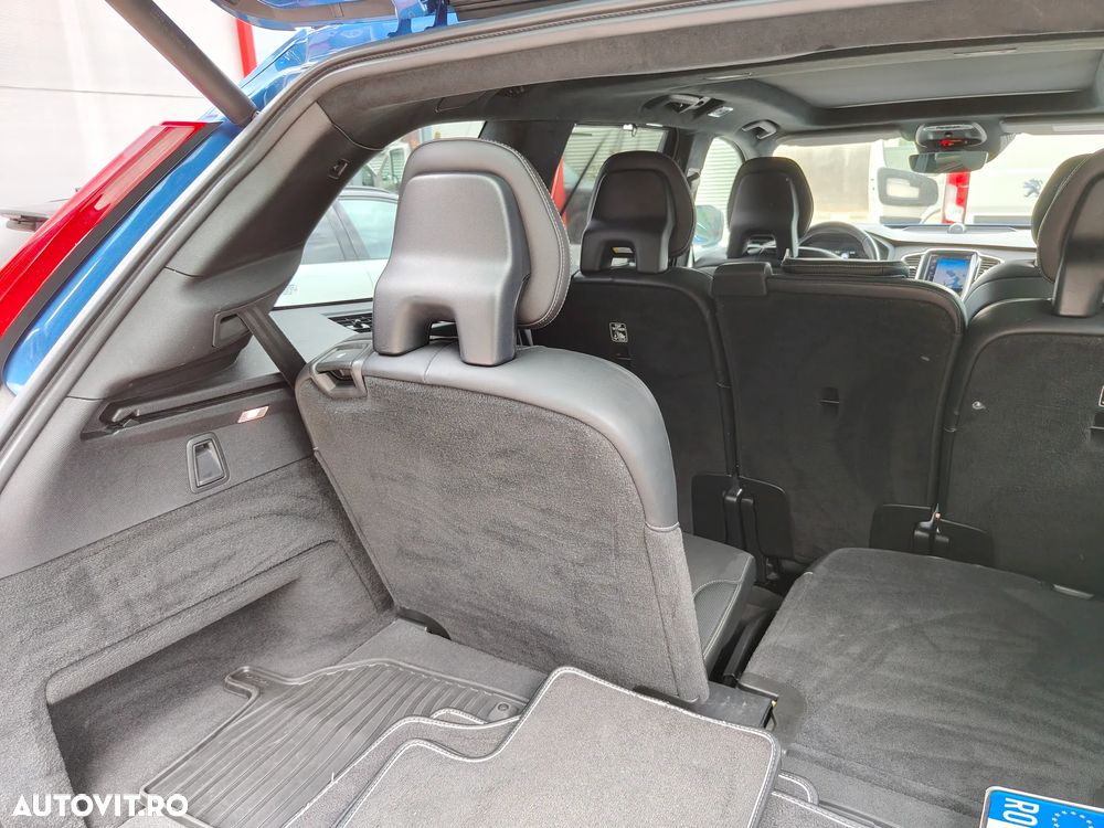Volvo XC 90 Recharge T8 eAWD R-Design - 33