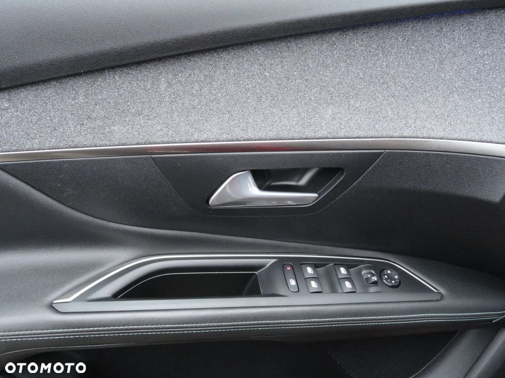 Peugeot 3008 BlueHDi 130 Stop & Start EAT8 Allure - 21
