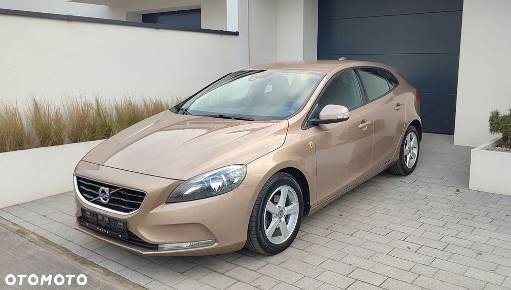 Volvo V40 D2 Kinetic - 1
