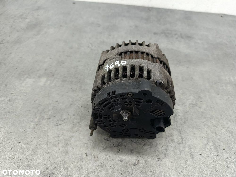 ALTERNATOR VW PASSAT B6 03G903023 0121715003  BOSCH 2.0 TDI - 5