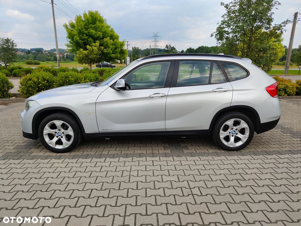 BMW X1 xDrive18d Sport Line - 4