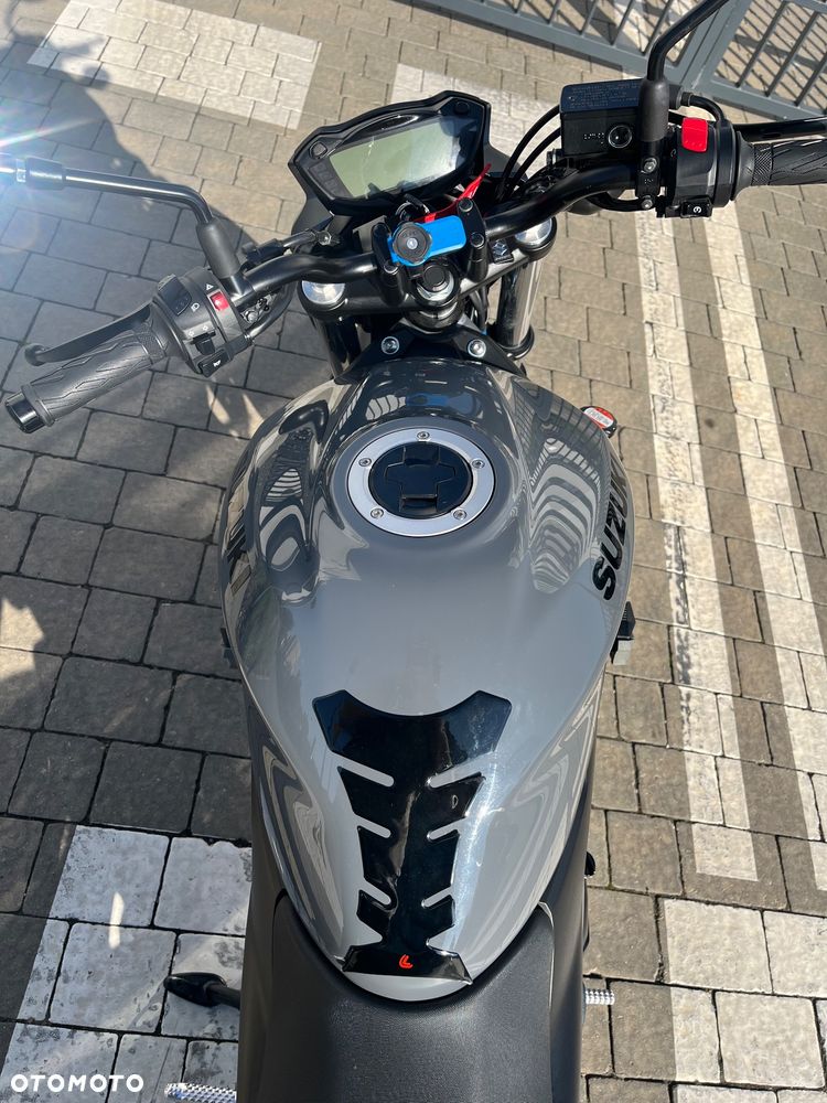 Suzuki SV - 5