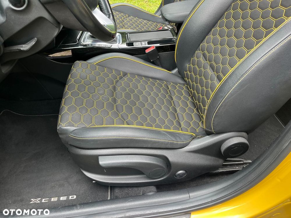 Kia XCeed 1.4 T-GDI L Business Line DCT - 15