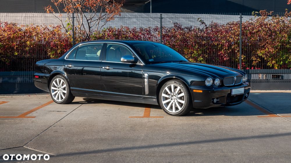 Jaguar Xj