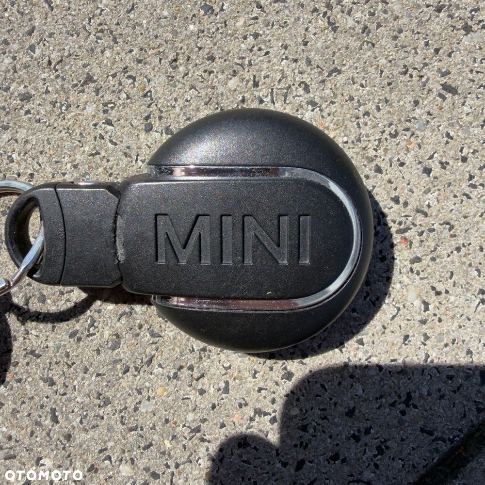 MINI Cooper Standard - 30
