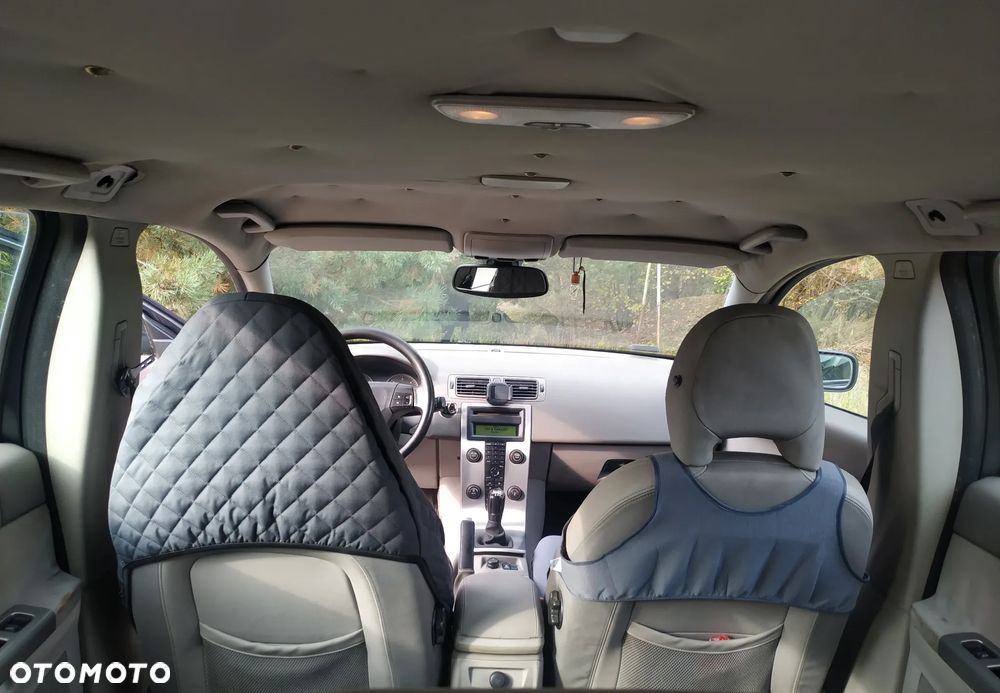 Volvo V50 2.0D Momentum - 11