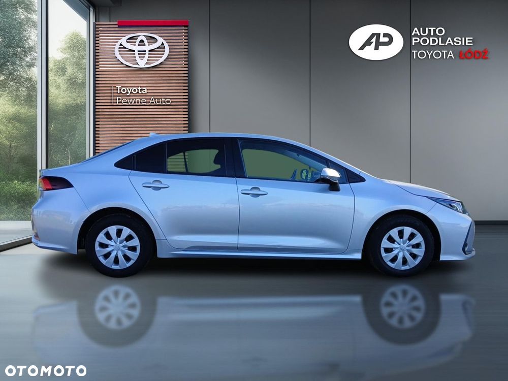 Toyota Corolla - 10