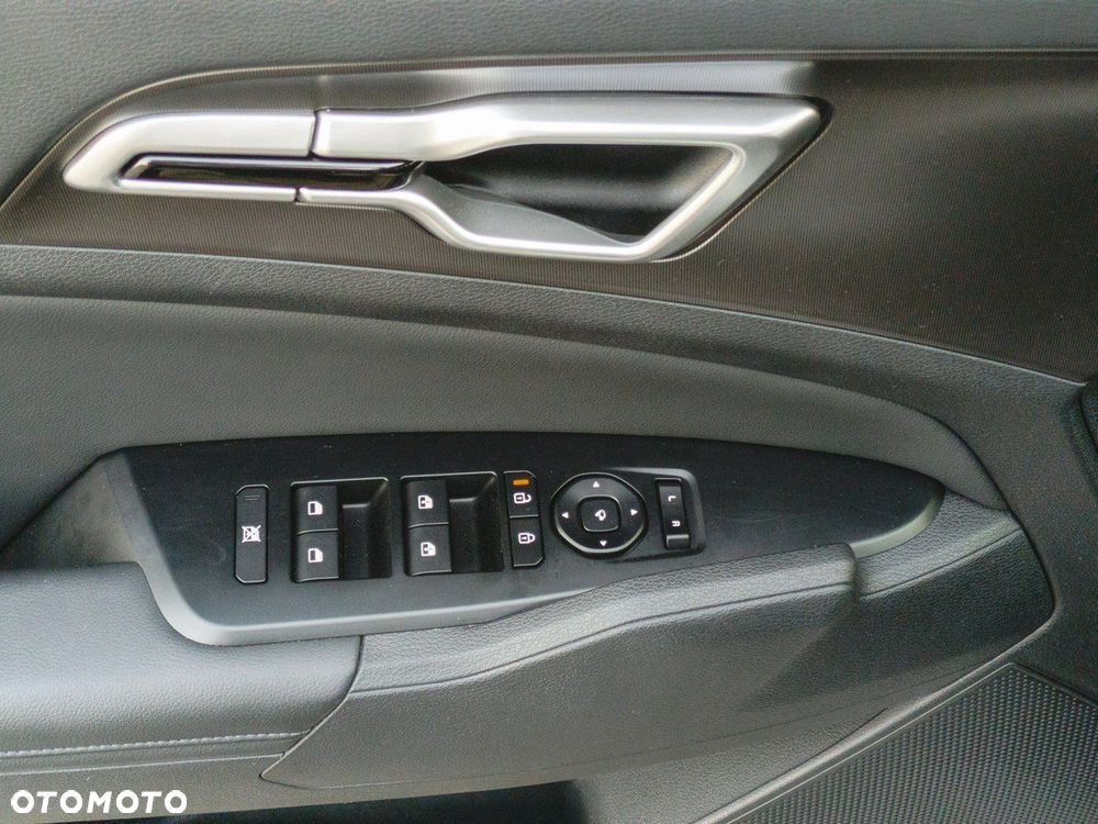 Kia Sportage - 10