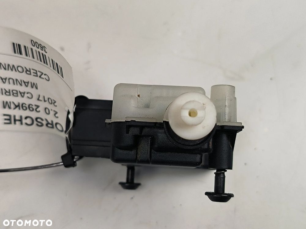 Siłownik zamka tylnej klapy bagażnika  98162411800 Porsche Boxtser 718  2017r. - 3