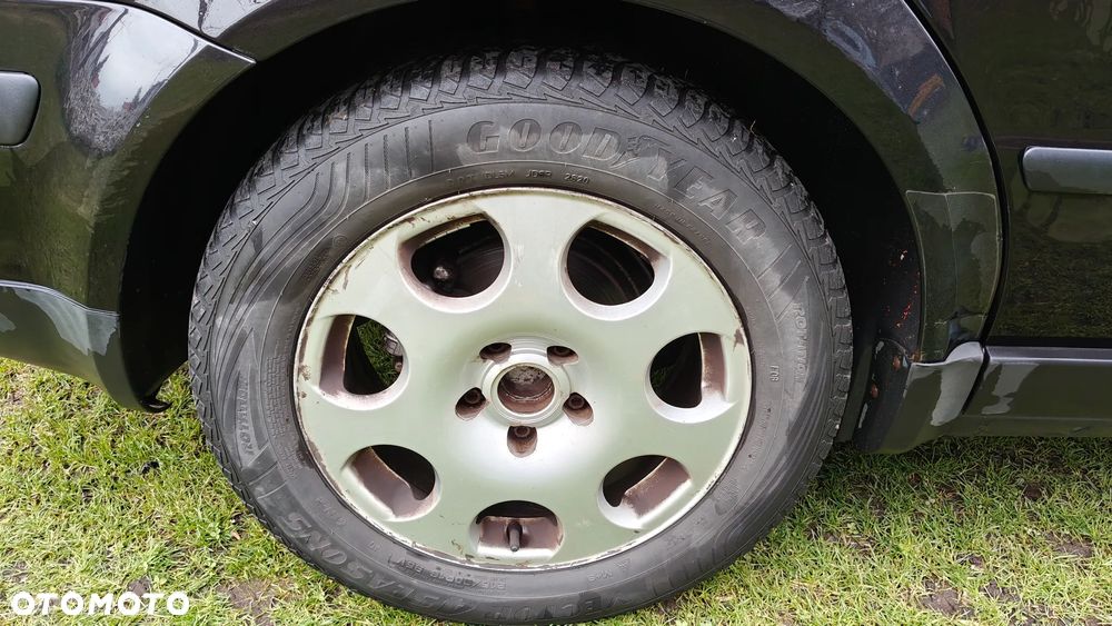 Volkswagen Passat 1.9 TDI - 12