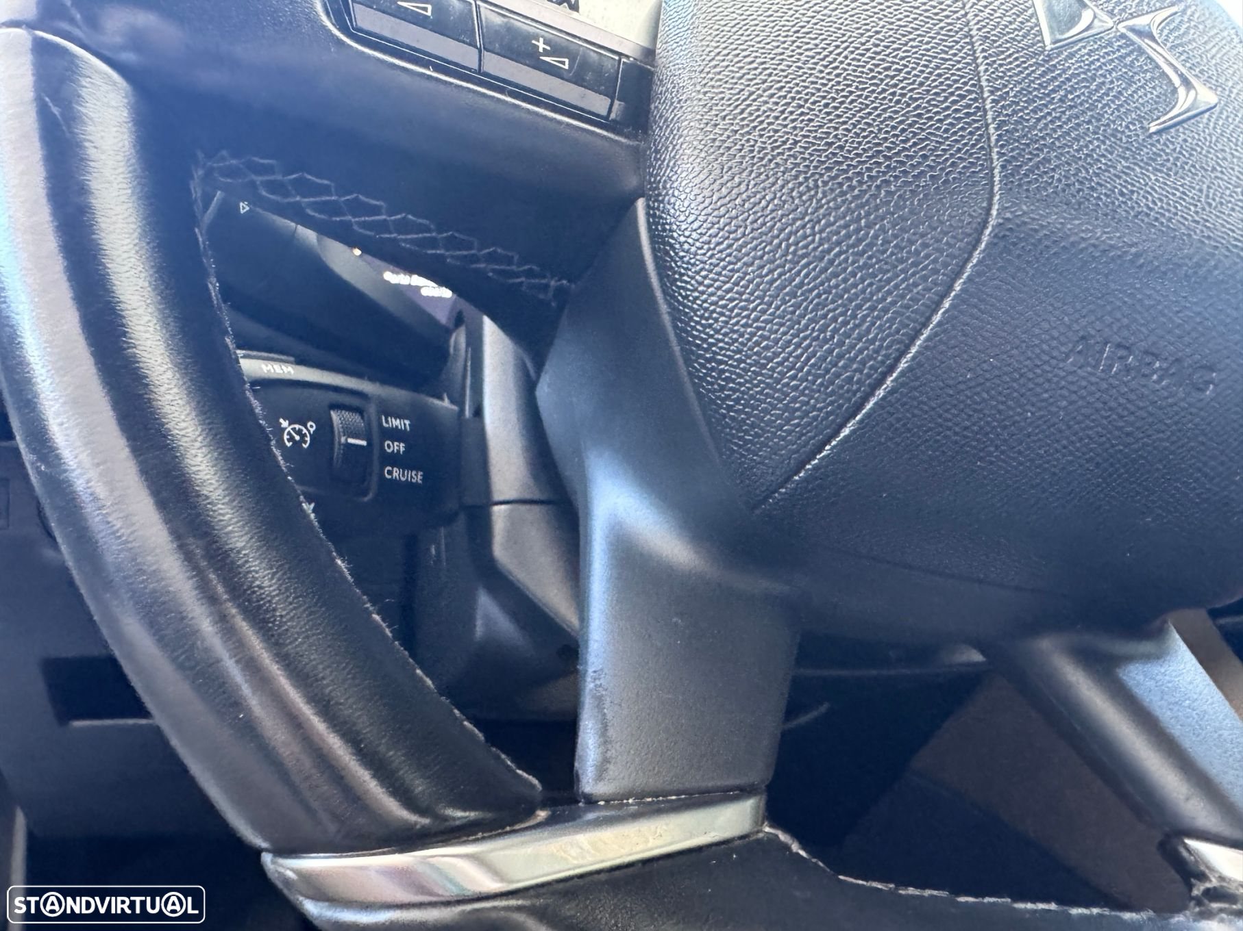 DS DS7 Crossback - 15