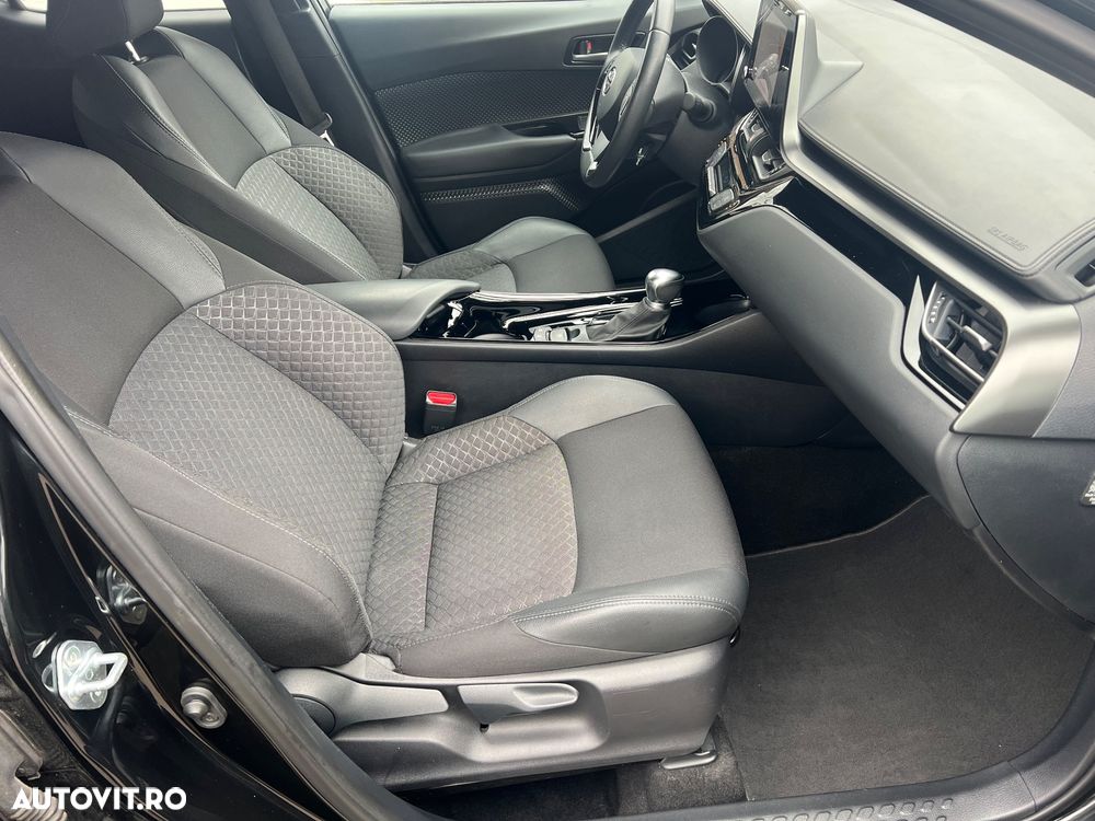 Toyota C-HR Hybrid Business-Edition - 21