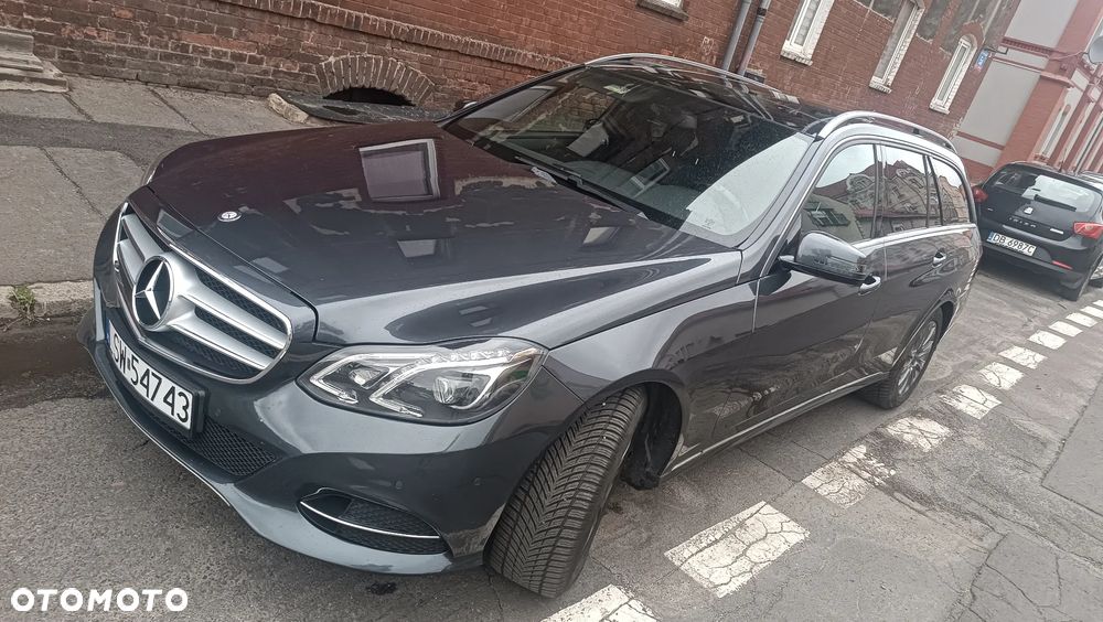 Mercedes-Benz Klasa E 300 BlueTec Hybrid - 2