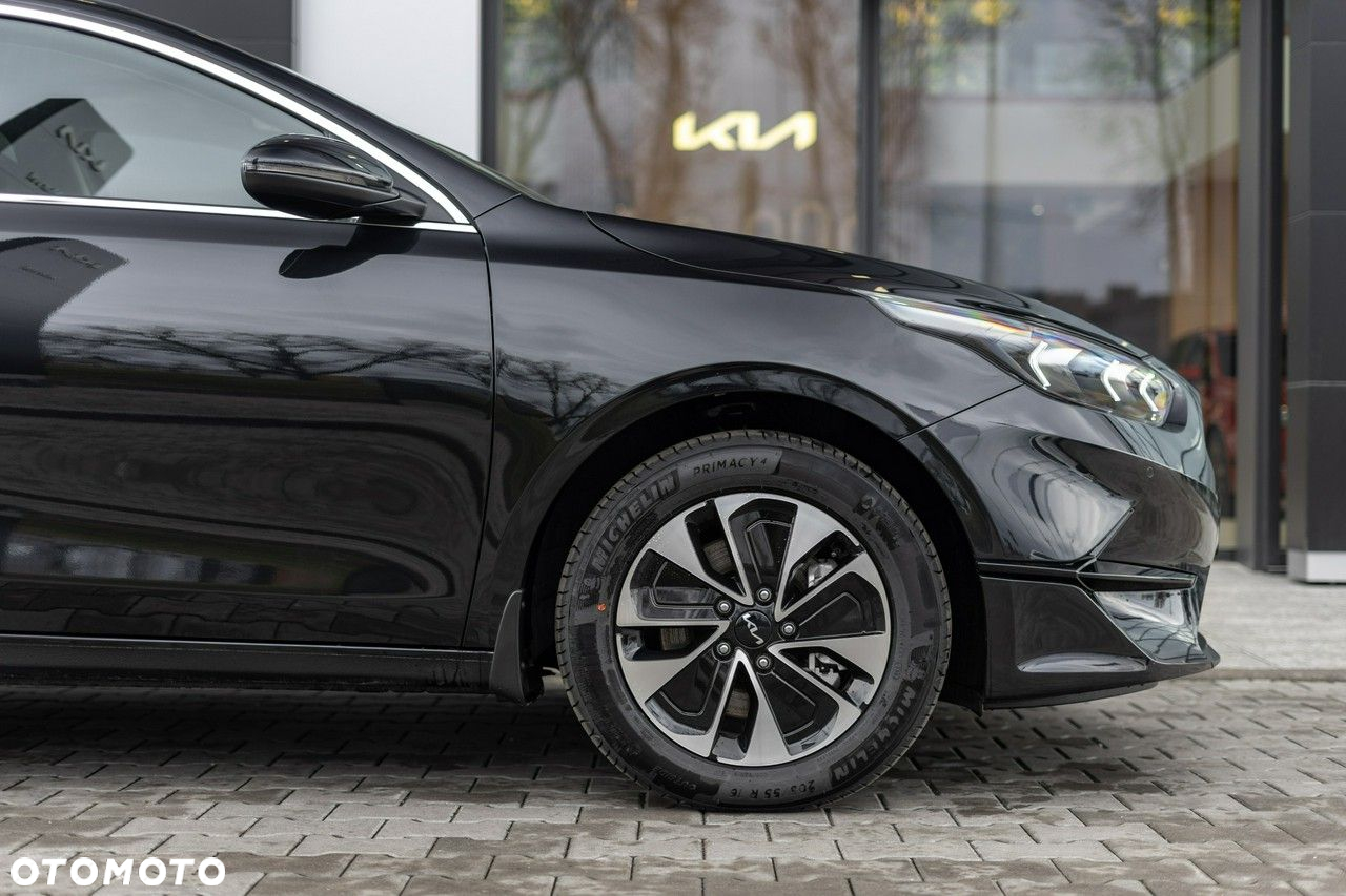 Kia Ceed - 7