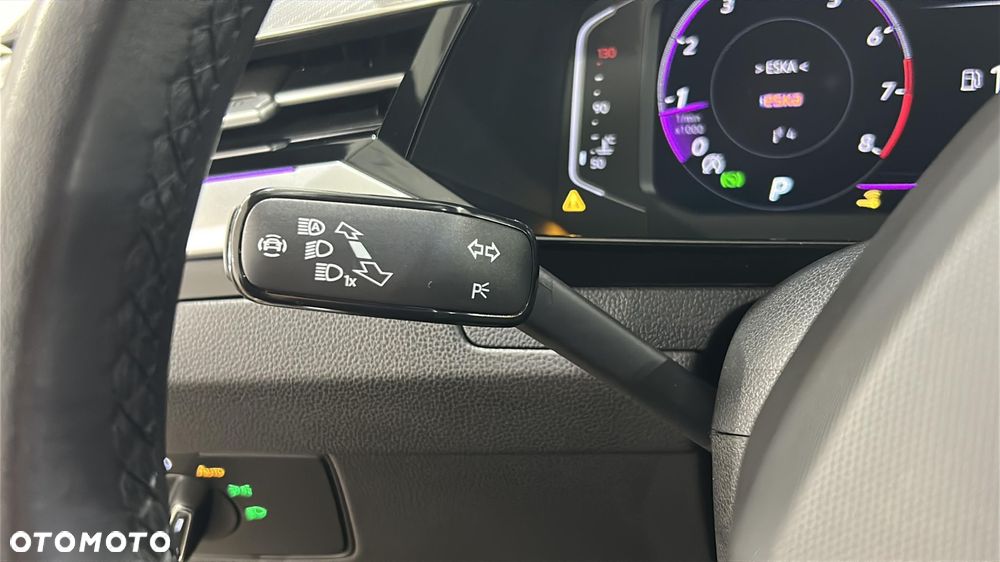 Volkswagen Arteon 2.0 TSI DSG R-Line - 25