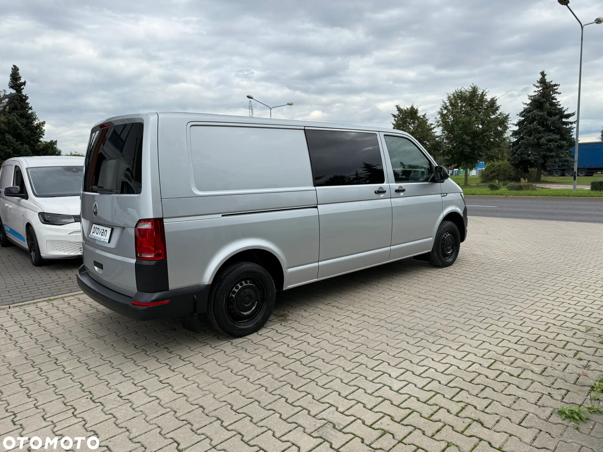 Volkswagen TRANSPORTER 2,0 TDI 102KM L2 DŁUGI NAWIGACJA / KLIMATYZACJA - 19