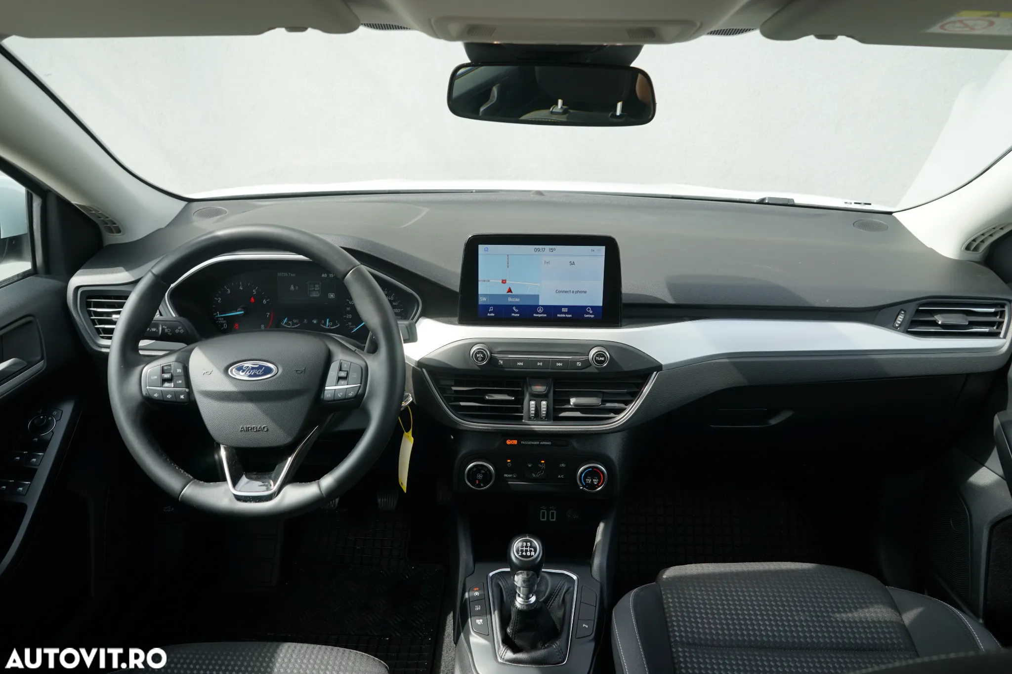 Ford Focus 1.0 EcoBoost Active - 27
