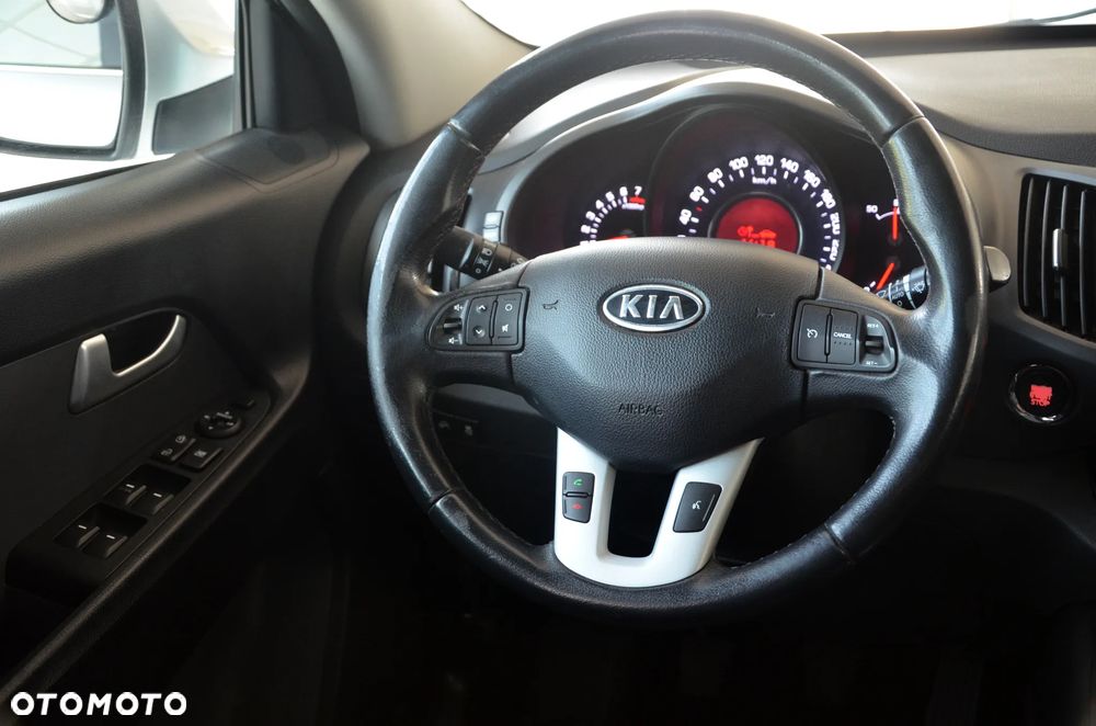 Kia Sportage 2.0 CVVT 2WD Vision - 33