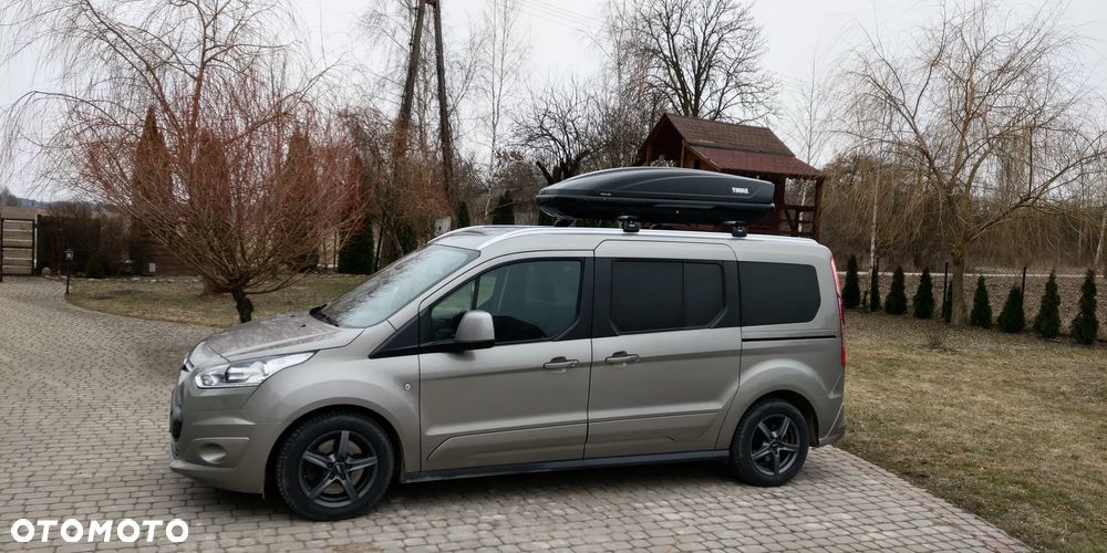 Ford Tourneo Connect Grand - 16