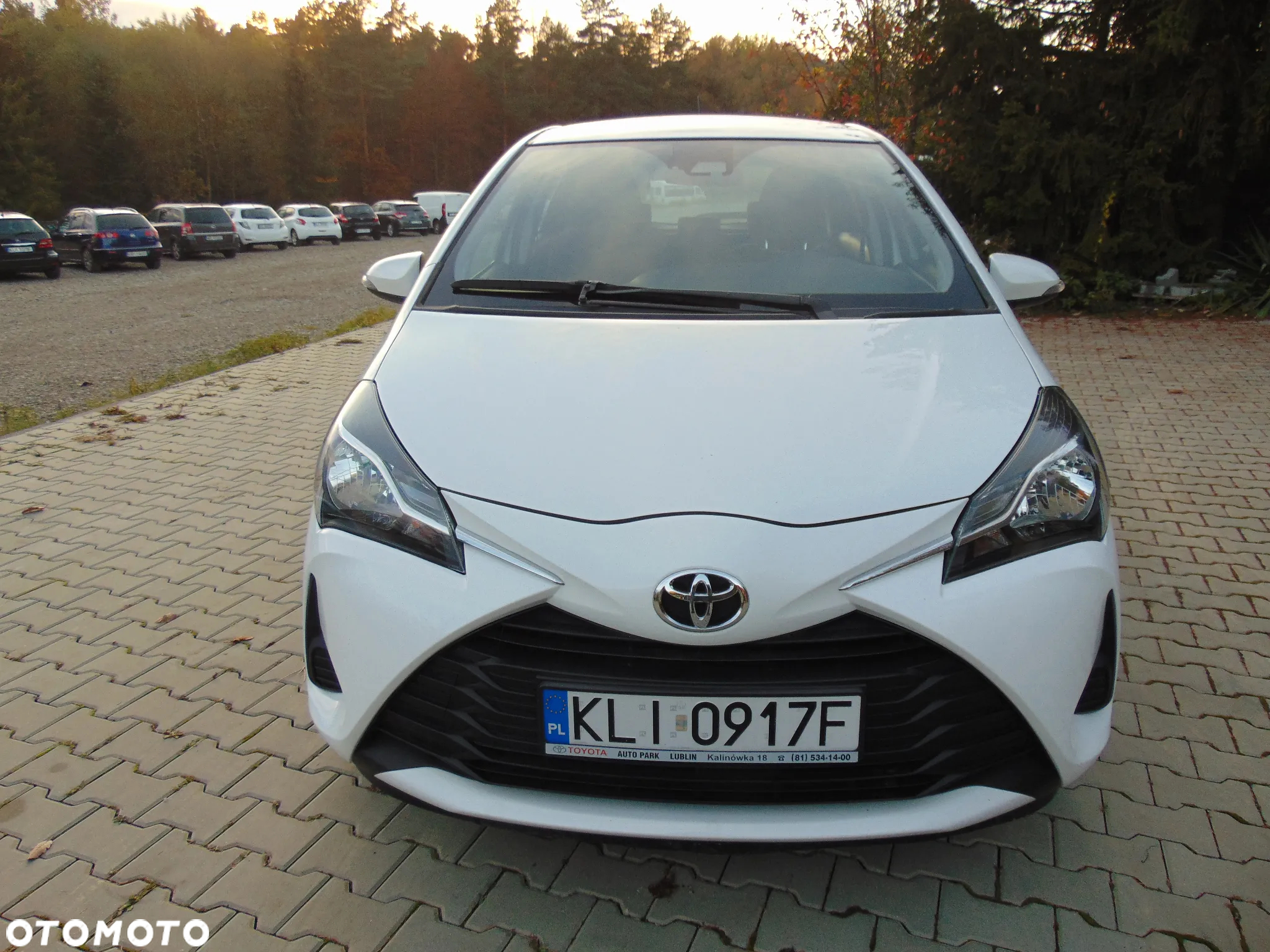 Toyota Yaris 1.5 Premium - 3
