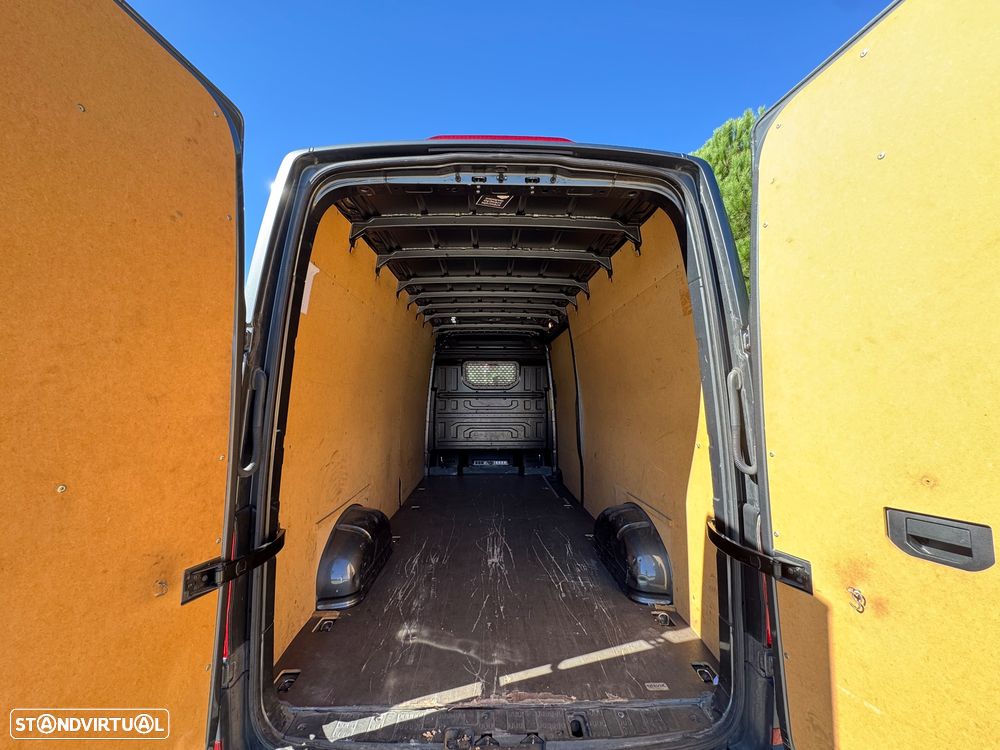 VW Crafter - 15
