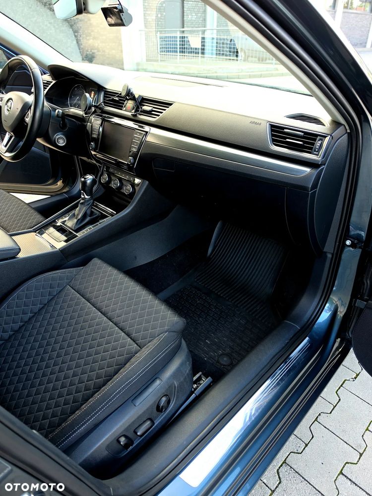 Skoda Superb 2.0 TDI Style DSG - 10