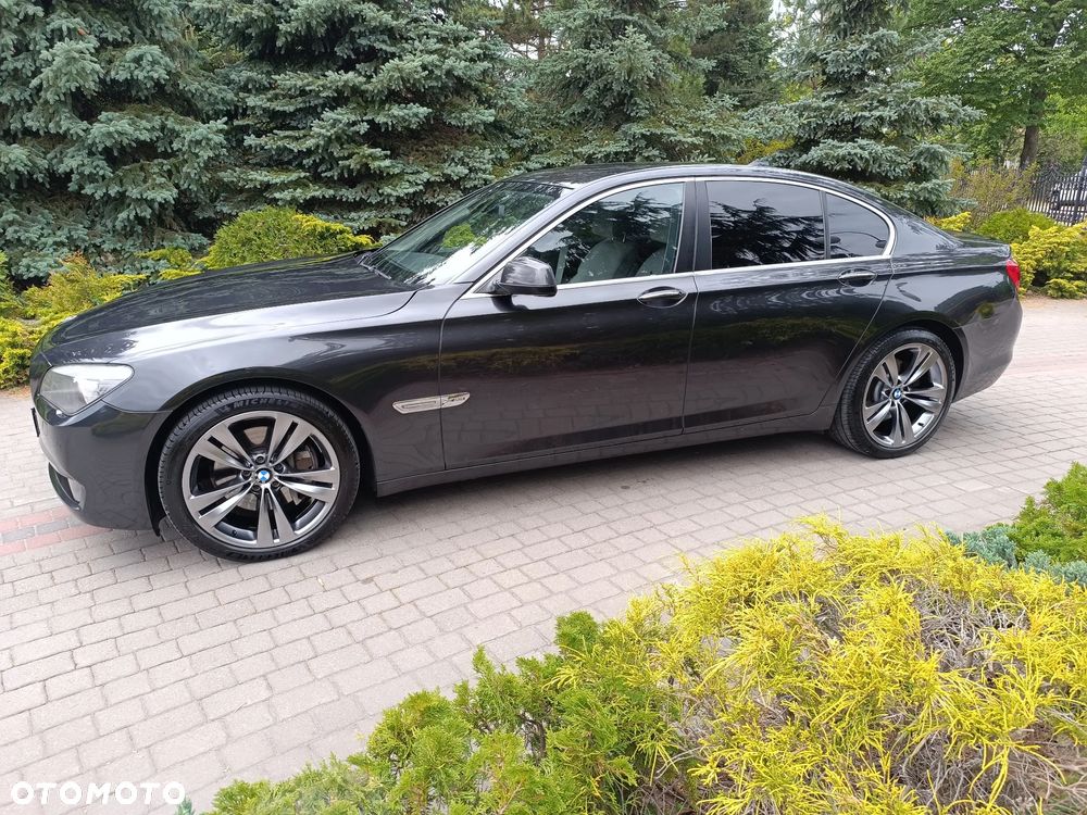 BMW Seria 7 - 2