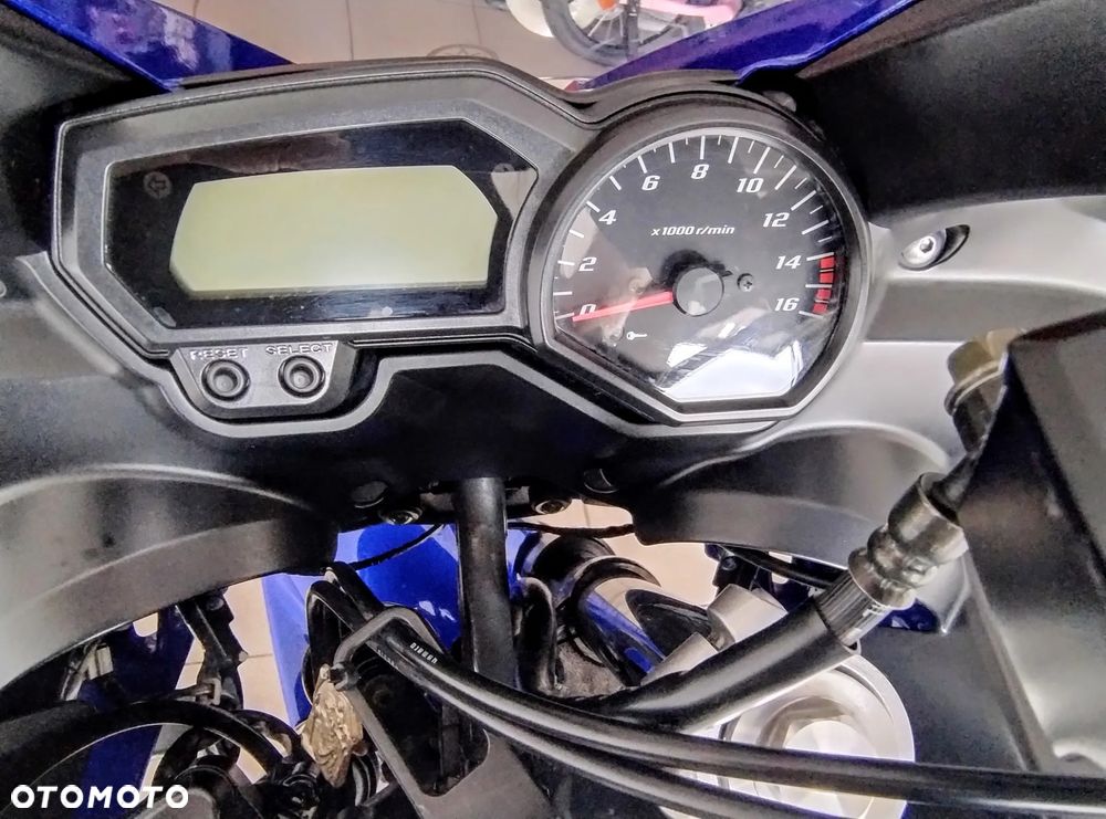 Yamaha FZ6 - 20