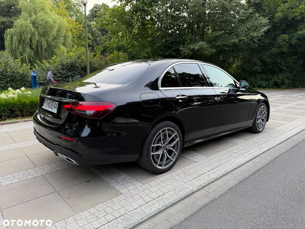 Mercedes-Benz Klasa E 300 de Avantgarde - 7