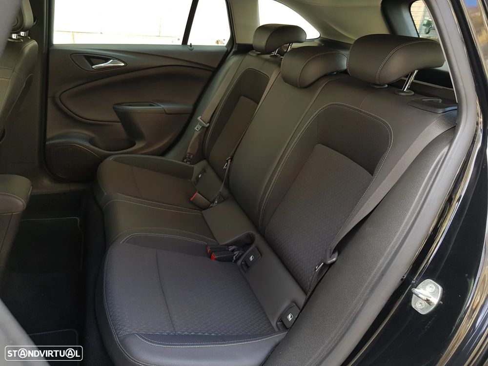 Opel Astra Sports Tourer 1.6 CDTI Innovation S/S RM6/SOB/5PC/5PB - 33