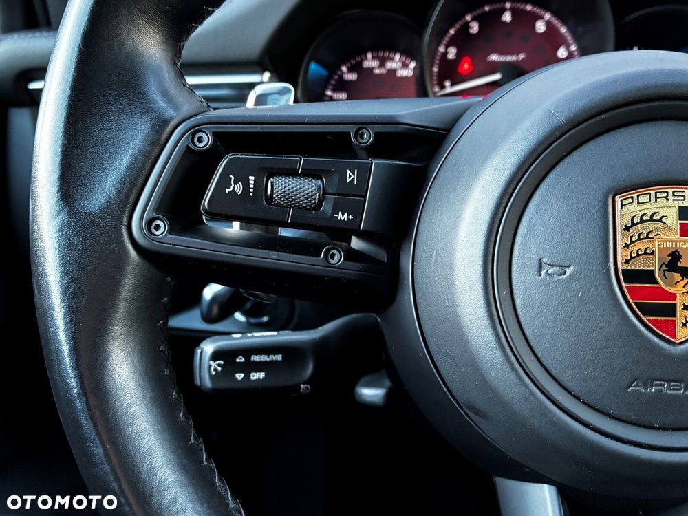 Porsche Macan - 26