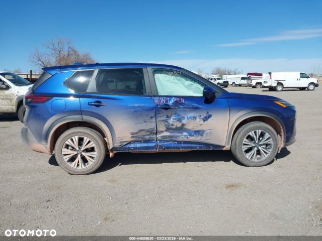 Nissan X-Trail - 4