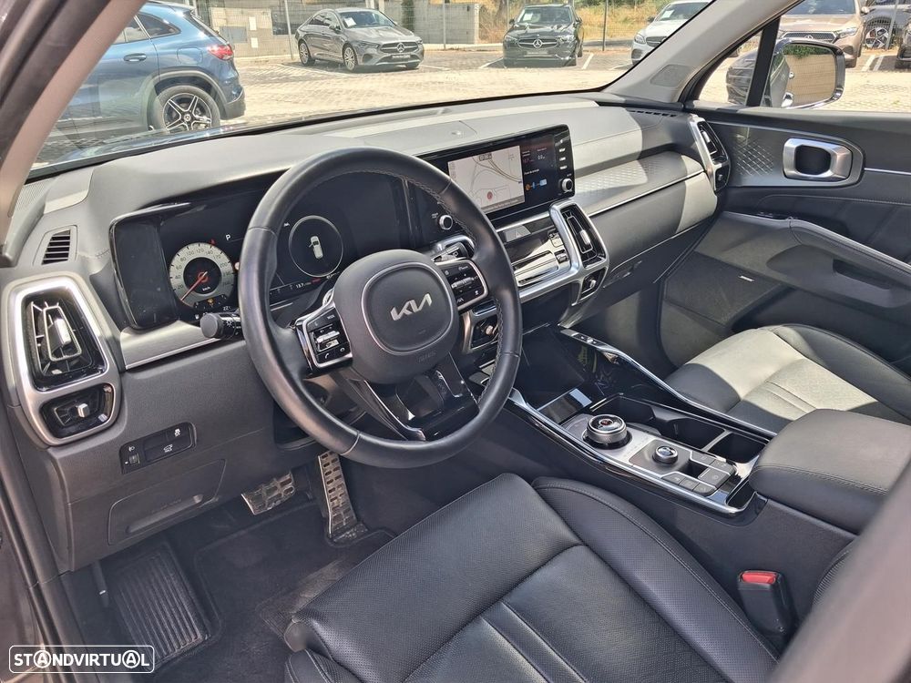 Kia Sorento 1.6 T-GDI HEV Concept+SRF - 13