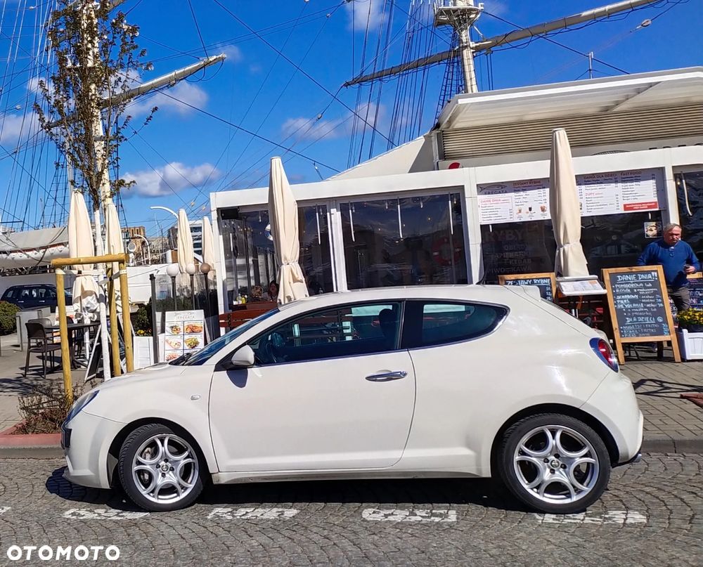 Alfa Romeo Mito 1.4 TB Distinctive - 2