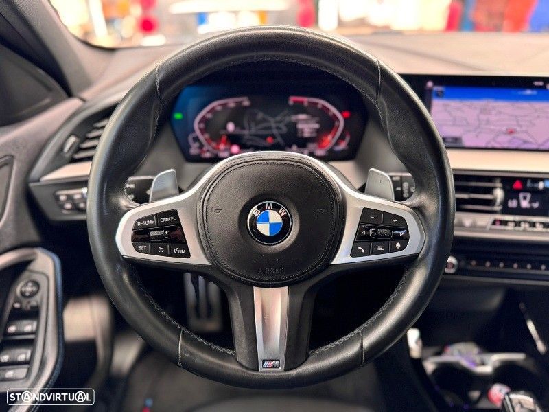BMW 118 d Pack Desportivo M - 21