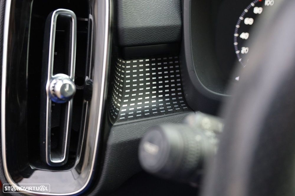 Volvo XC 40 2.0 D3 R-Design Geartronic - 17