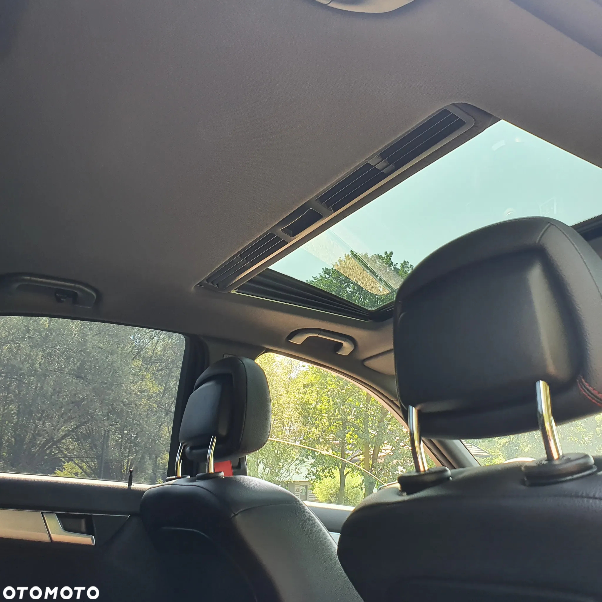 Mercedes-Benz Klasa C 350 T 7G-TRONIC Avantgarde Edition - 31