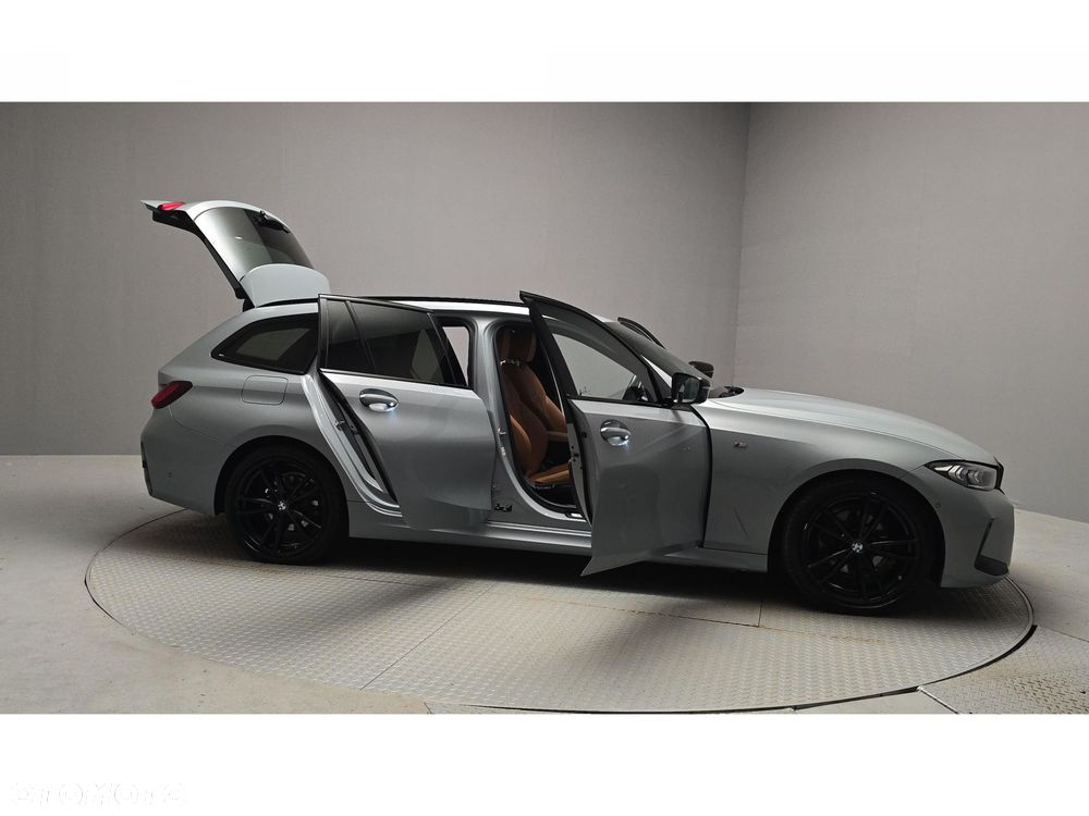 BMW Seria 3 320d xDrive Sport - 13