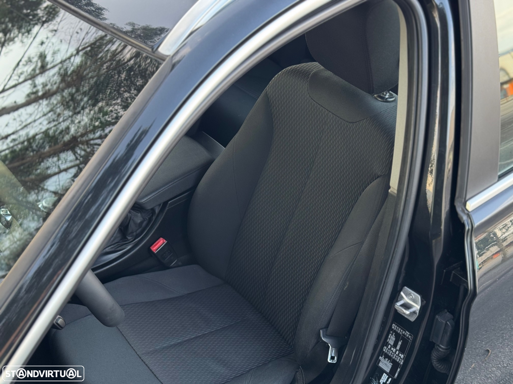 BMW 320 d Touring Line Sport Auto - 12